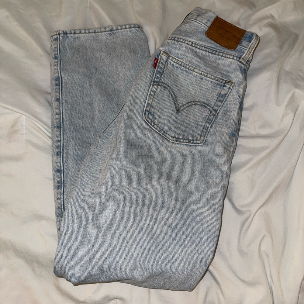 Levi's Classic Light Blue Straight Jeans